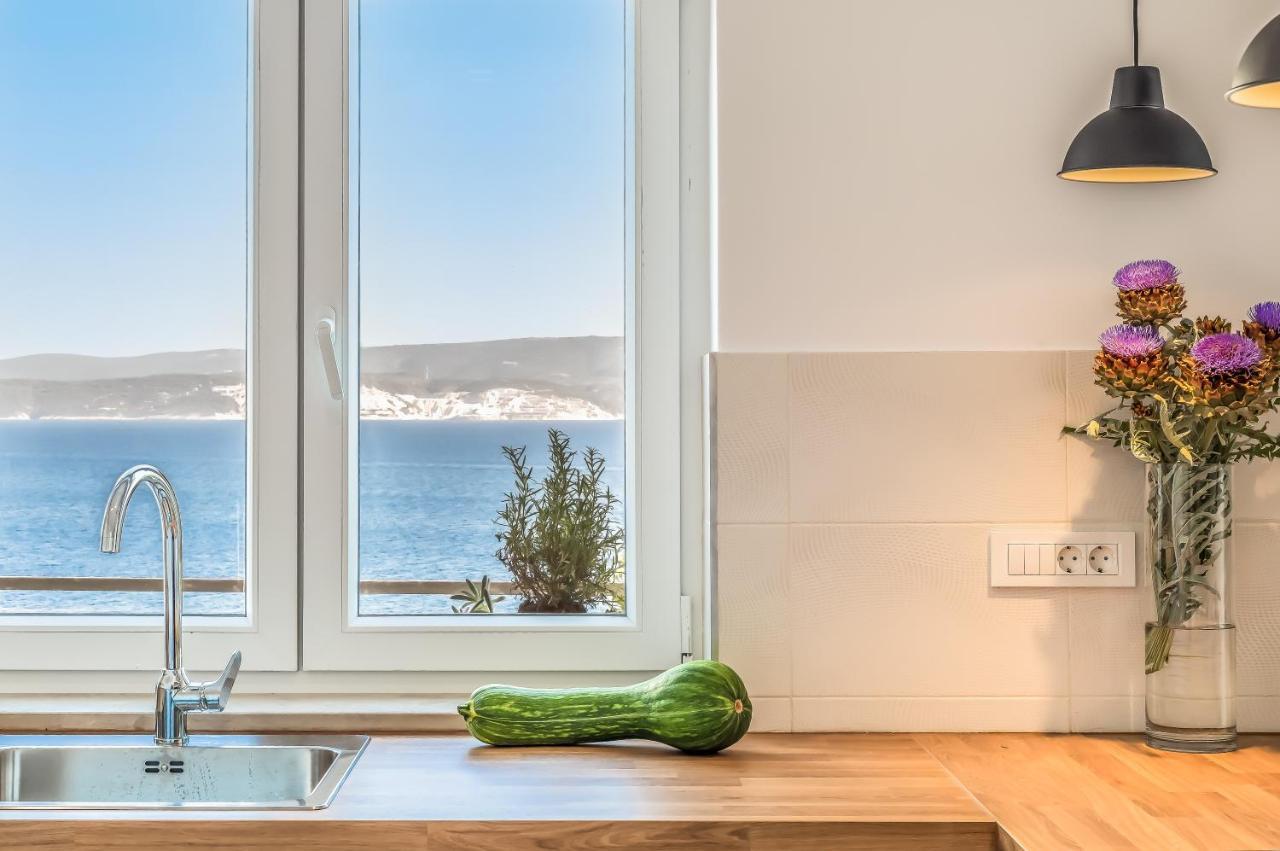 Adris Apartments Omiš Екстериор снимка