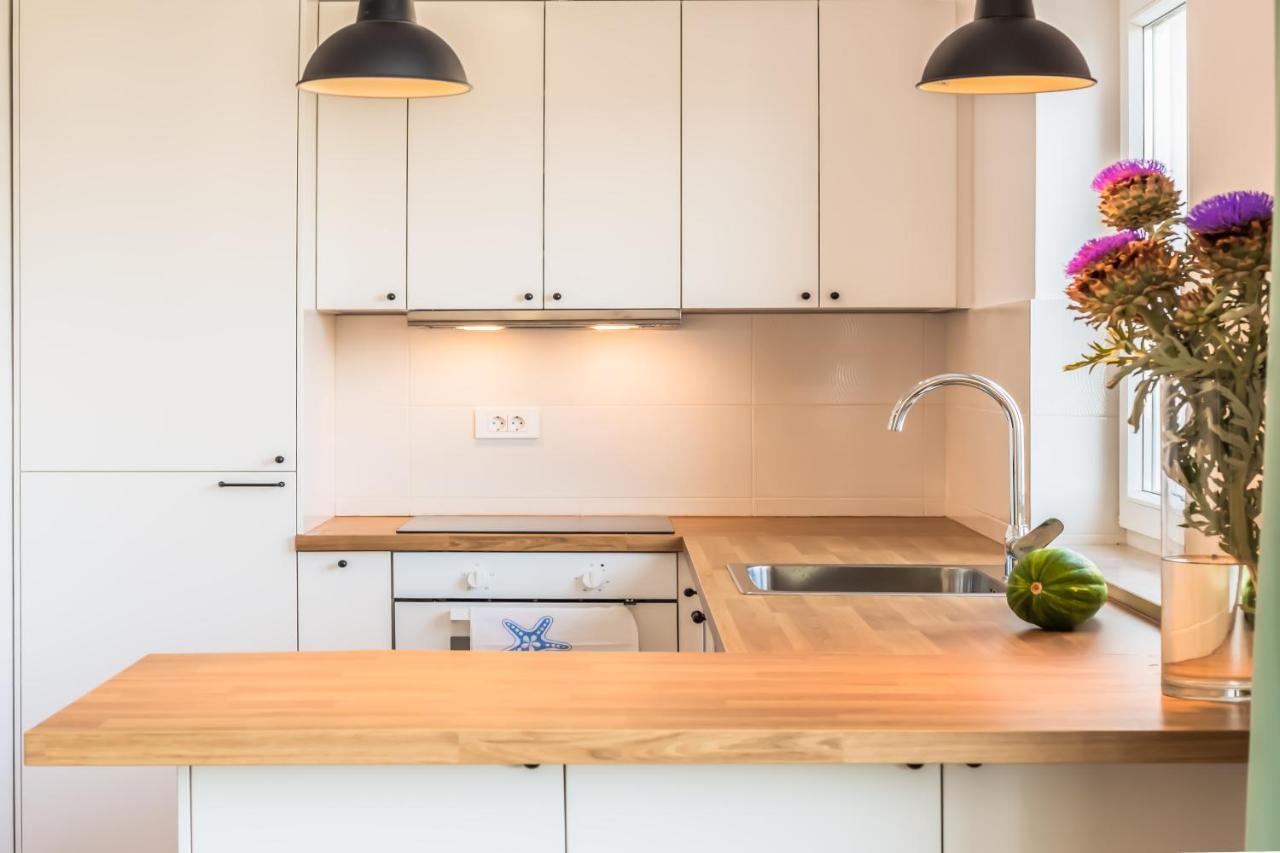 Adris Apartments Omiš Екстериор снимка