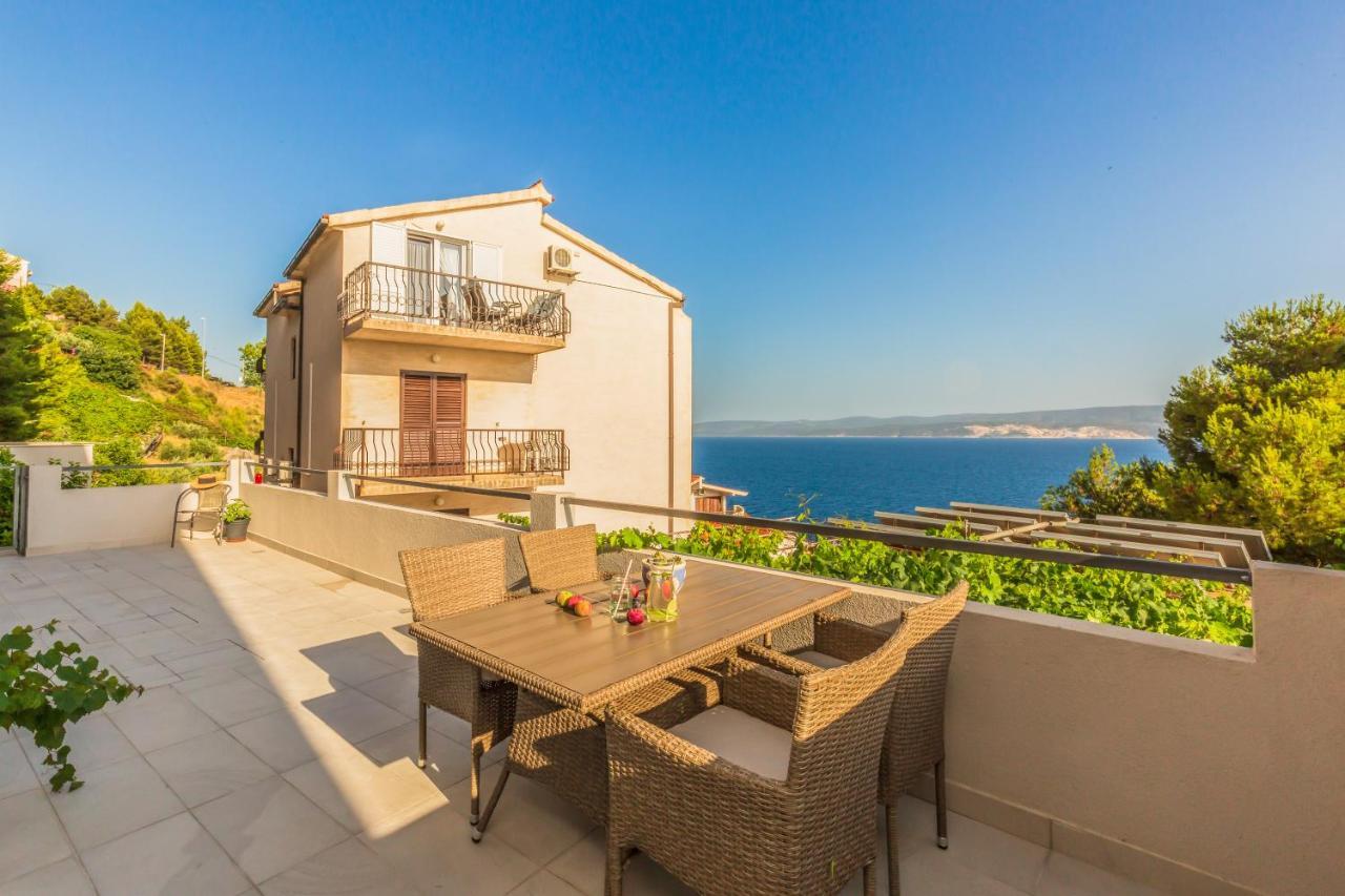 Adris Apartments Omiš Екстериор снимка