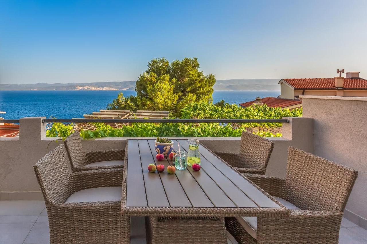Adris Apartments Omiš Екстериор снимка