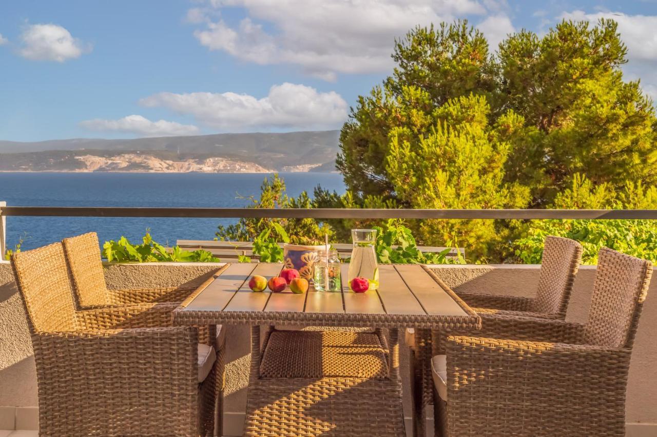 Adris Apartments Omiš Екстериор снимка